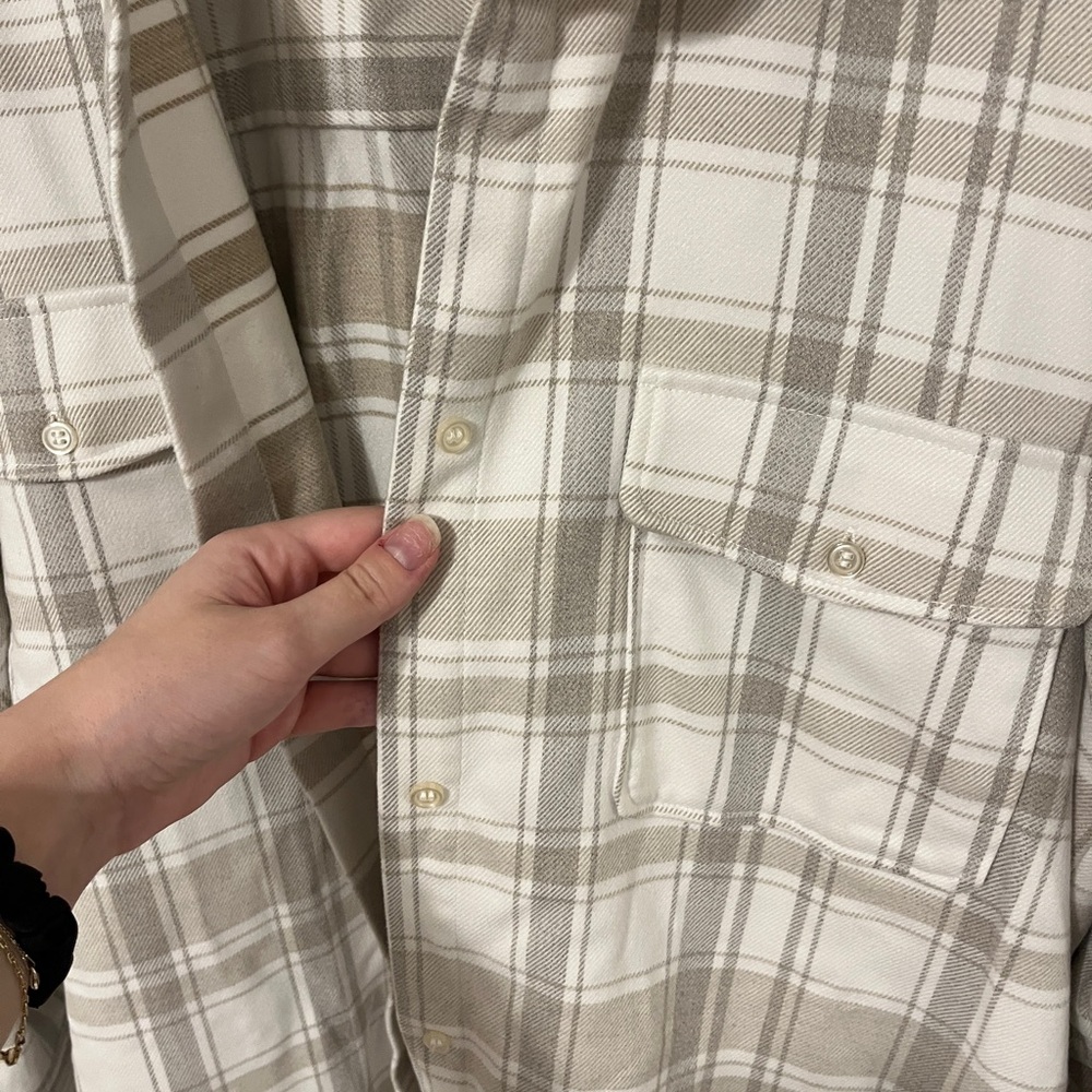 Flannel shacket - Picture 4 of 4